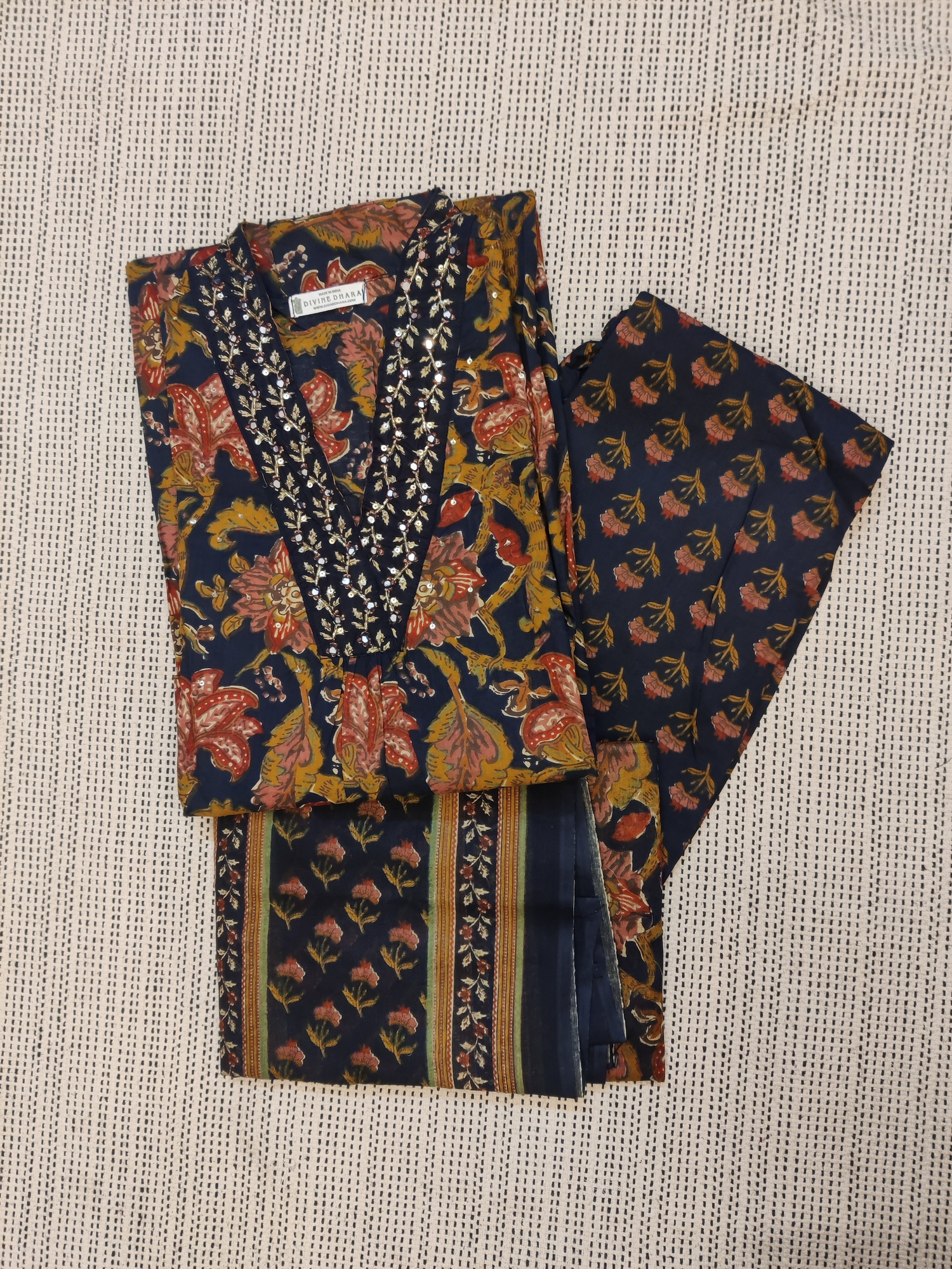 Kurta & Kurta Sets