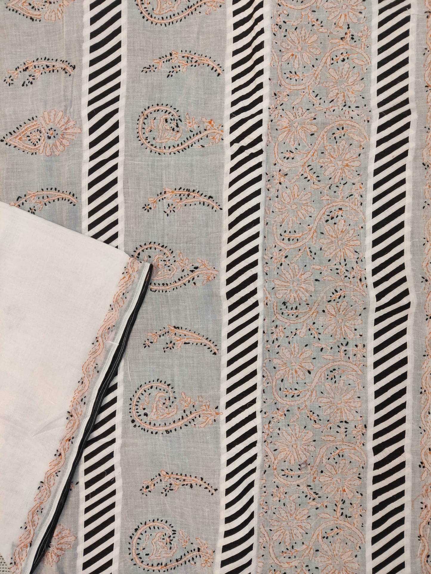 Chikankari Saree